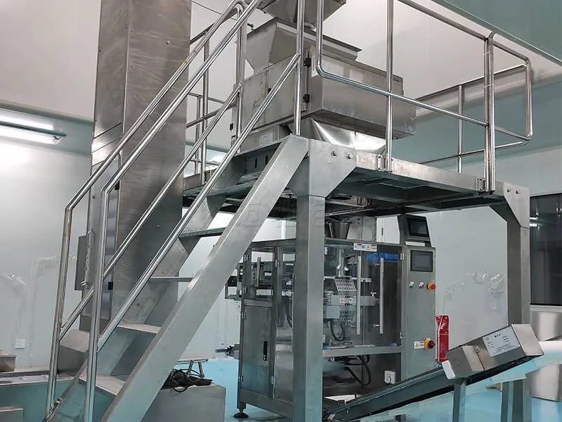 线性秤立式包装机现场图片