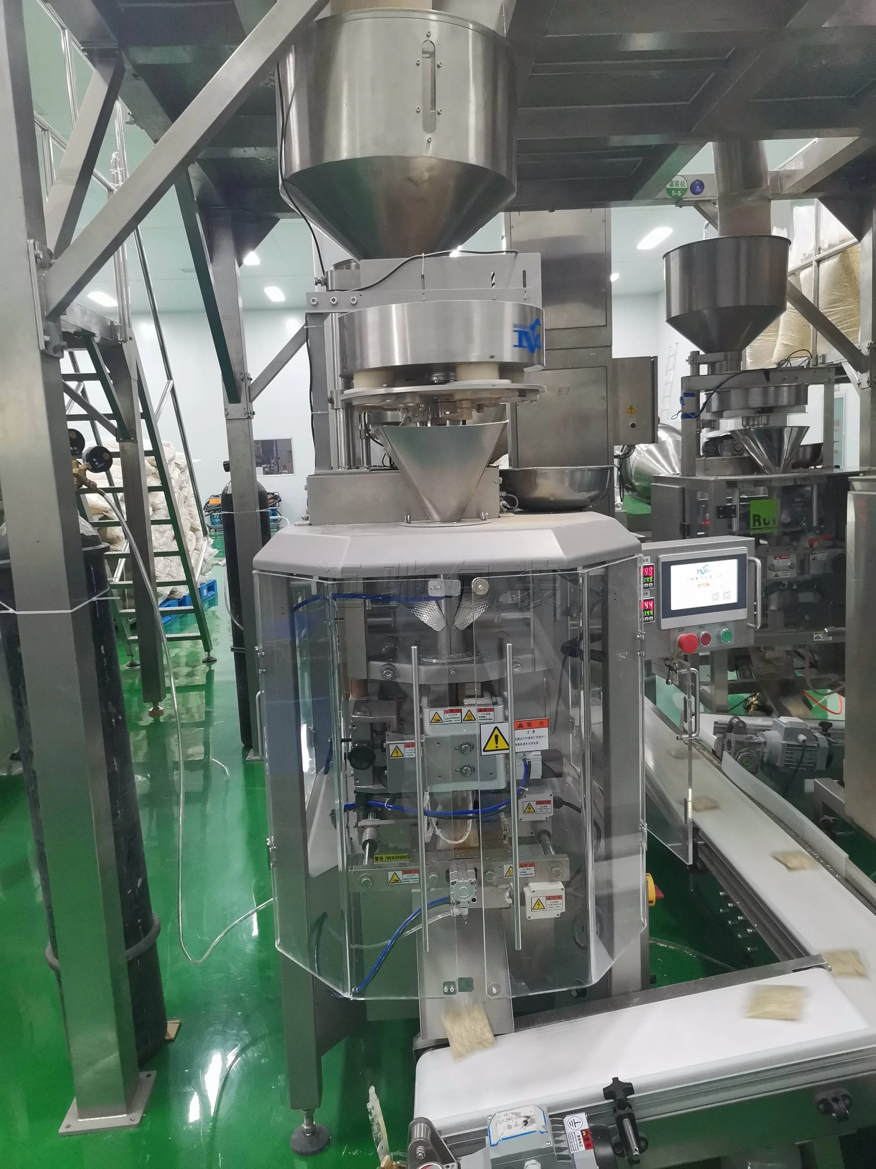 量杯包装机客户现场图片 量杯包装机客户现场图片